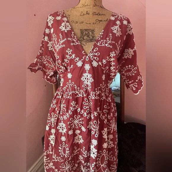 Floral Red Dress - Picture 2 of 7